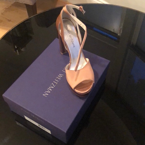 Womens size 10 Stuart Weitzman - Picture 2 of 8